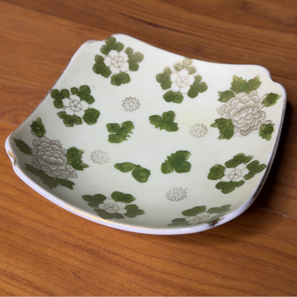 Lefton Vintage China Hand Painted Green Leaves 3550 Curved Nut Candy Dish